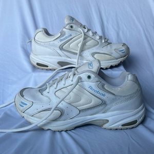 Reebook White Chunky Dad Sneaker